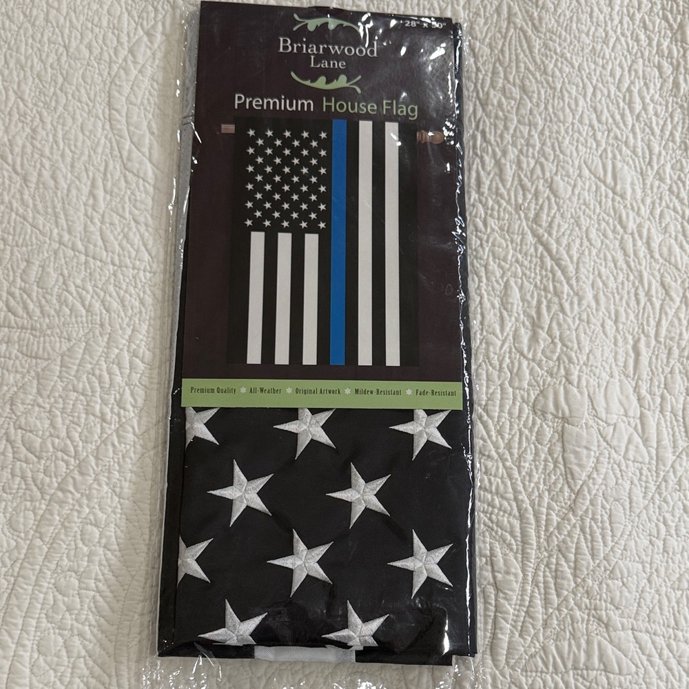 NEW Briarwood Lane Premium House Flag 28x50